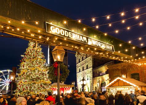 toronto christmas market ttc.